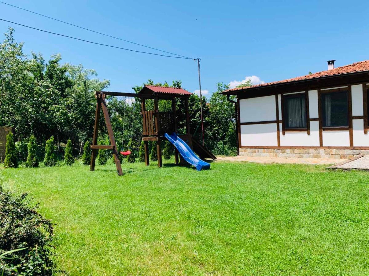 Villa Kashtata Resilovo Exteriör bild