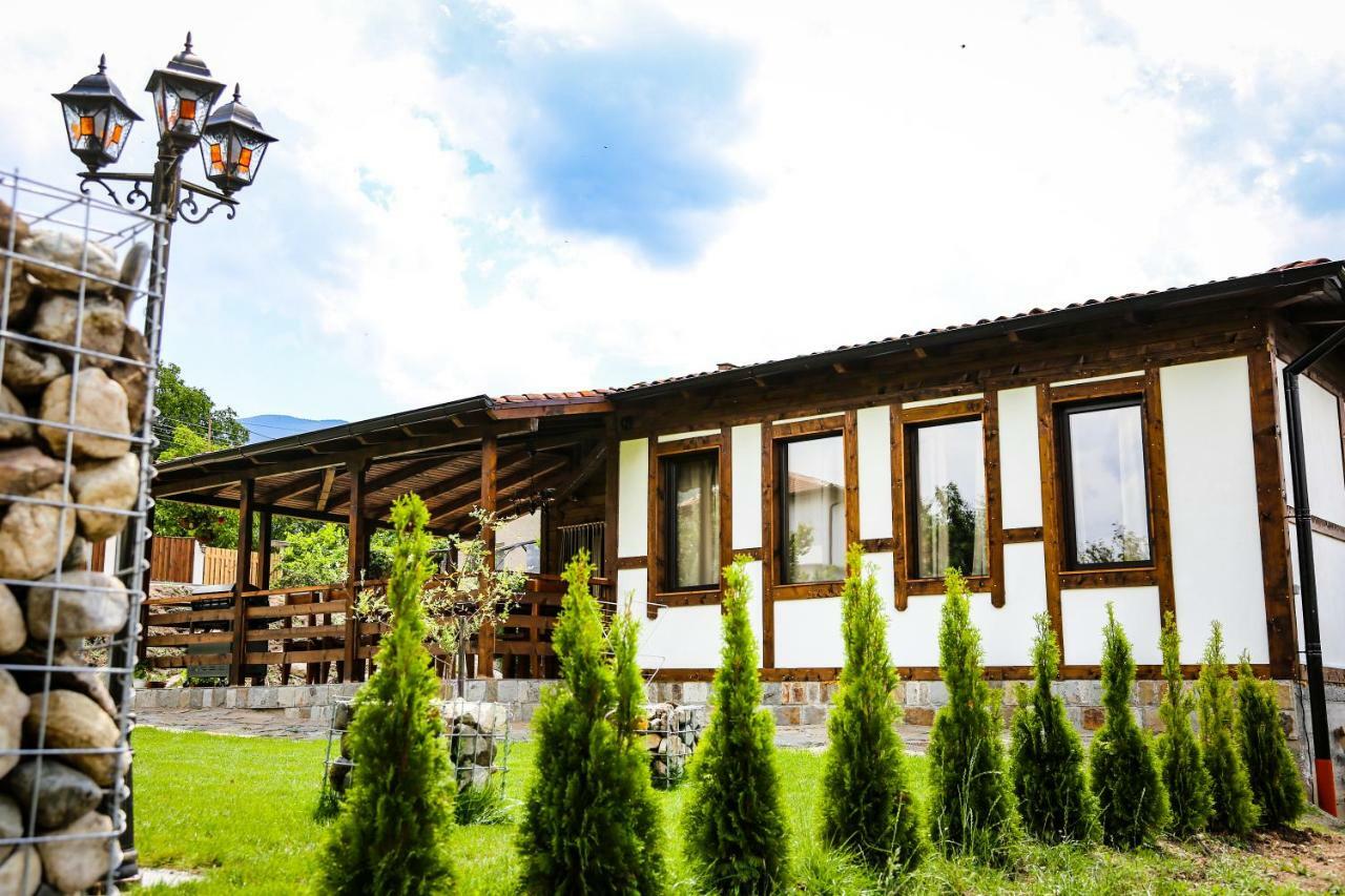 Villa Kashtata Resilovo Exteriör bild